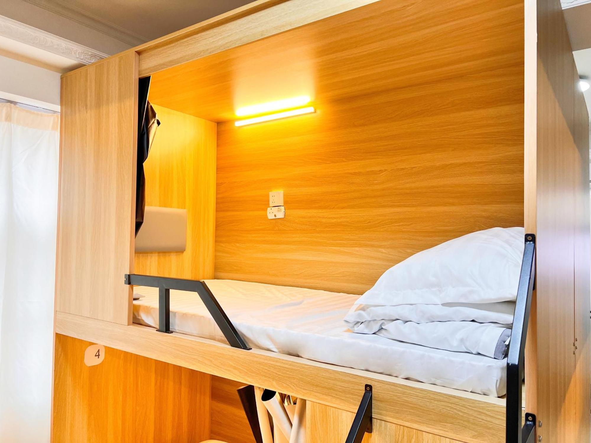 Waveflo Hostel 浪花青旅 Hong Kong Esterno foto