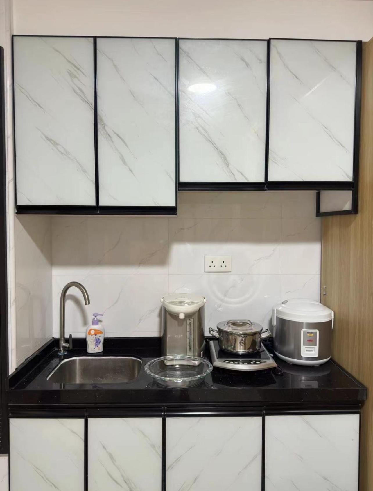 Waveflo Hostel 浪花青旅 Hong Kong Esterno foto